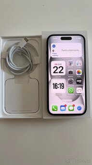 Predám iPhone 15 128gb / záruka do 03/2026 - 2