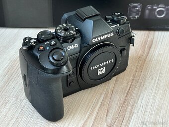 Olympus OM-D E-M1 mark II - 2