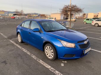 Chevrolet Cruze 1.6 lpg nová STK - 2