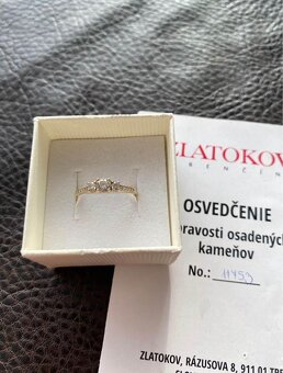 Brliliantový zásnubný prsteň - 2