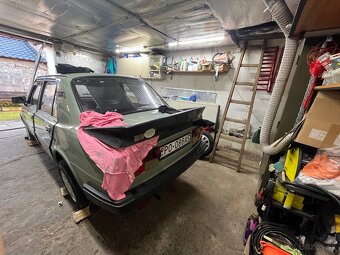 LR krídlo Škoda 105 120 130 - 2
