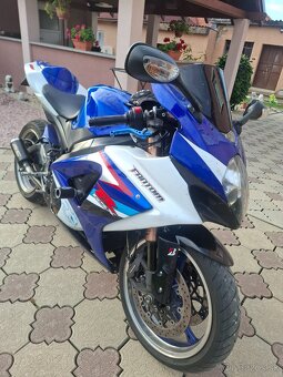 Suzuki gsxr 1000 K7,K8 predna kapota.. - 2