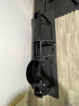 Palubná doska golf 4 - 2