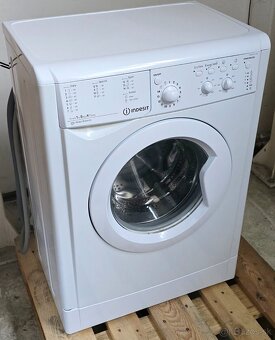 Práčka Indesit IWSNC 51051 X9 5 kg ; 1000 ot./min ; A+; SLIM - 2