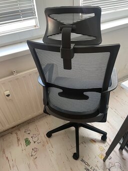 Kancelarska stolička - 2