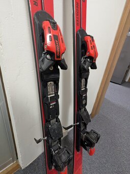 Predám lyže Atomic Redster S9 – 159 cm - 2