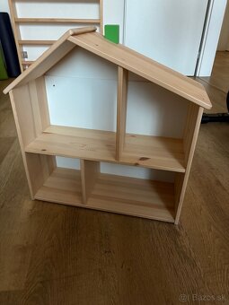 Ikea Flisat polička pre bábiky alebo knihy - 2