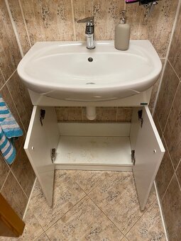 Umývadlo so skrinkou - 2