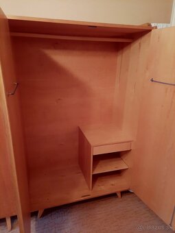 Skriňa dvojdverová - 2