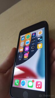 Predám iPhone 7 – čierny, 32 GB - 2