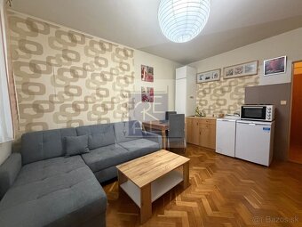 NA PREDAJ GARSÓNKA NITRA - CHRENOVÁ - 2