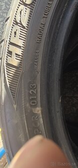 225/45R17 - 2