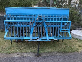 preám sejačku za traktor 215cm - 2
