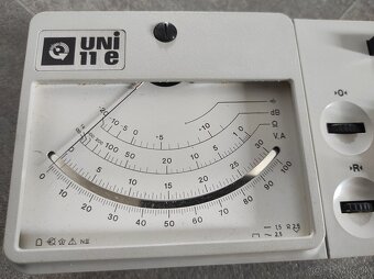 .Analógový multimeter UNI 11e – DDR. - 2