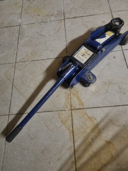 Hydraulicky zdvihak 2,0t - 2