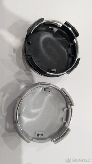 Stredové krytky TOYOTA 62mm - 2