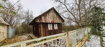 REKREAČNÁ CHATKA S VEĽKÝM POZEMKOM – INAČOVCE, - 2