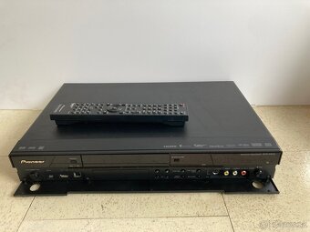 Predam DVD prehravac Pioneer s pevnym diskom - 2
