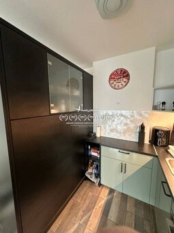 Na predaj moderný 2 izbový byt s parkovacím miestom - 2