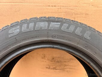 Zimné pneumatiky 185/60 R15 Sunfull dva kusy - 2