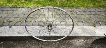 Predám zánovný trekový bicykel Active Trekking,kolesá 28",r - 2