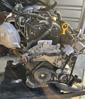 Rozpredám motor 2.0 tsi kod DNUE - 2