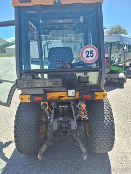 Traktor kubota b2410 4x4 snežna freza - 2
