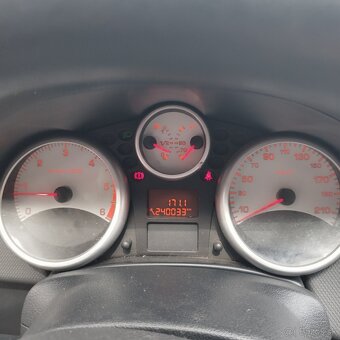 Peugeot 207 - 2
