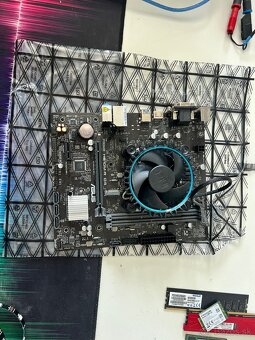Základna doska Asus H610M-R D4 + Intel i3 12100F - 2