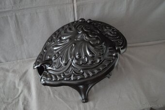 Liatinový uhlák - 2