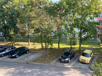 1 izbovy slnecny byt v strede Ruzinova - 2