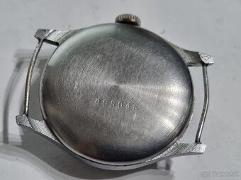 Vojenské hodinky,regalis. - 2