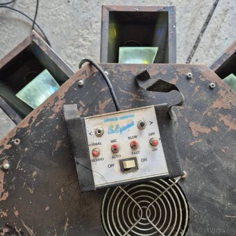 ⭐ Profesionálny 8 ramenný svetelný efekt Asterix - 2