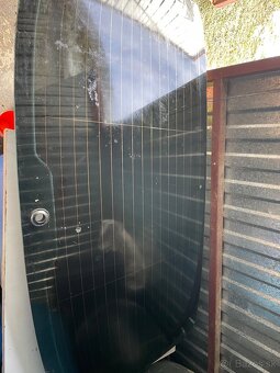 Zadné sklo Audi A4 b8 - 2