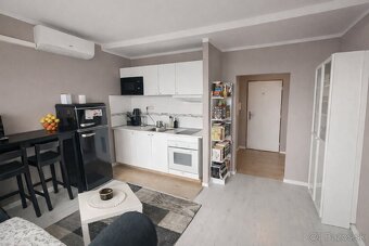 Prenájom 2-garzónky s 2 loggiami – Petržalka - 2