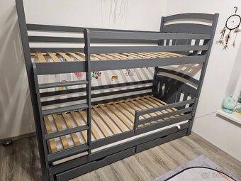 Poschodova postel siva - 2