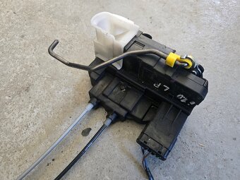 Zámok dverí Hyundai i20 - 2