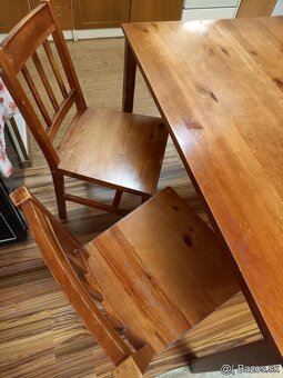 Stôl a 3 stoličky - 2