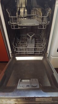 Umývačka riadu bosh - 2