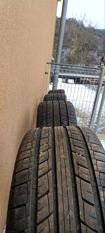 225/40 r18 - 2