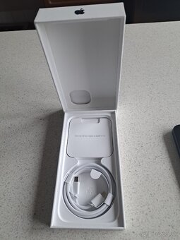 Apple iPhone 15 128GB Black - 2