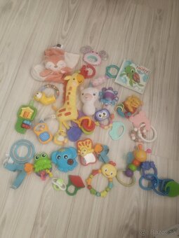 Hračky dojčenské - 2