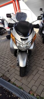 Suzuki burgman 400 - 2