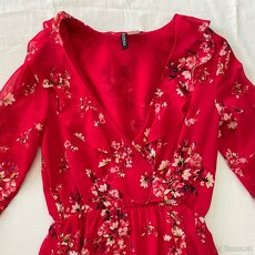 H&M Červené zavinovacie šaty s kvetinovým vzorom veľkosť 34 - 2