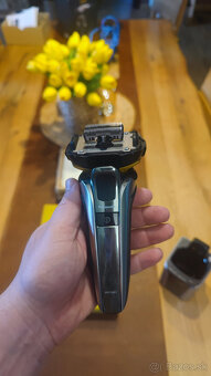 Panasonic ES-LV9Q premium 5-lopatkový holiaci strojček - 2