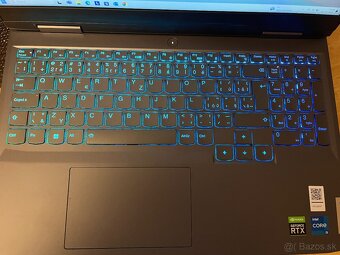 Predám herný notebook Lenovo LOQ 15IRH8 Storm Grey - 2