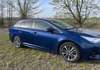 Toyota Avensis - 2