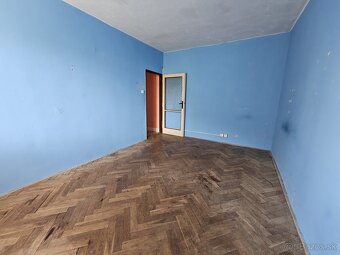 Na predaj 2 izbový byt v pôvodnom stave | ŠTUDENTSKÁ UL. | K - 2