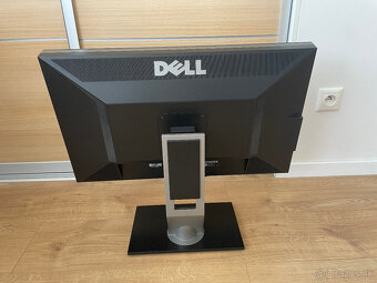Predám monitor Dell U2711 - 2