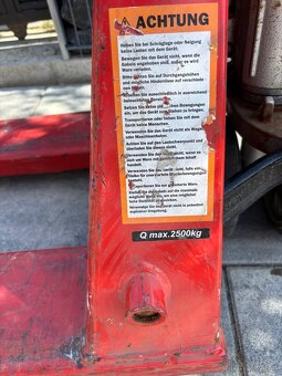 Paletak do 2500kg - 2